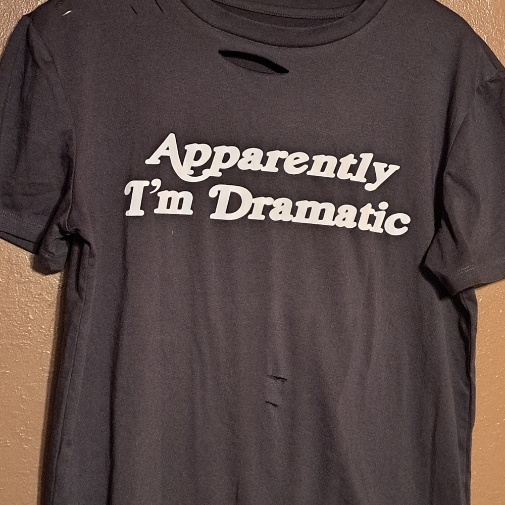 2 Distressed Tees Size Medium - Picture 2 of 6